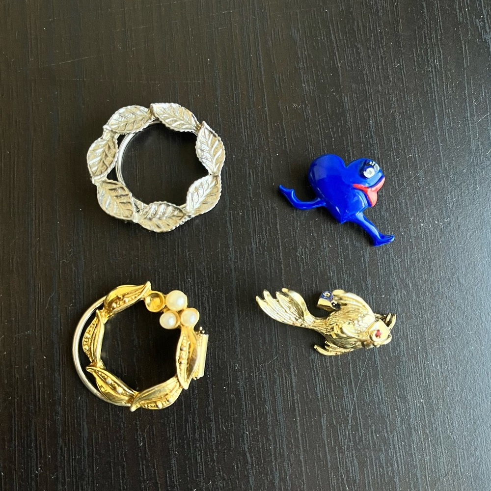 Vintage pins and scarf clips